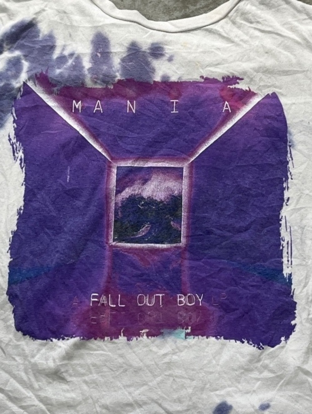 Fall Out Boy Preowned Large Tie Dye T-shirt